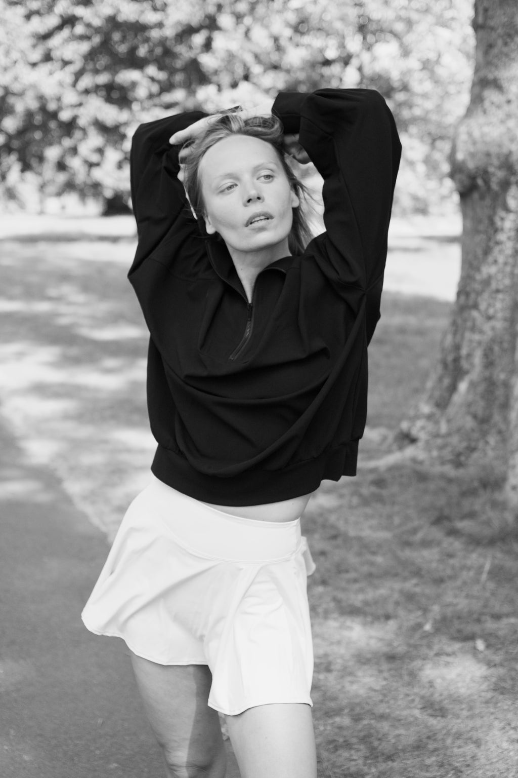 Sweatshirt